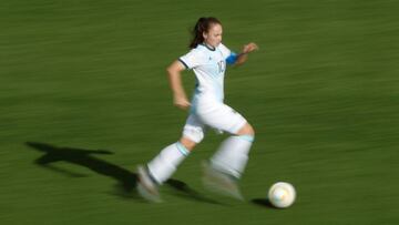 Soccer Football - Women's World Cup - Group D - Argentina v Japan - Parc des Princes, Paris, France - June 10, 2019 Argentina's Estefania Banini in action REUTERS/Gonzalo Fuentes