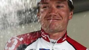 <B>VOLÓ.</B> Zabriskie rodó a 46 km/h para imponerse en la primera crono larga del Giro 2005.