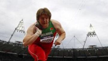 El entrenador de Ostapchuk: 'Le puse esteroides en la comida'