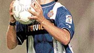 <B>TRISTE</B>. Raúl Tamudo está pasando un amargo momento.