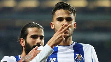 El gran remate de Diego Reyes para marcar con el Porto