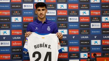 05/02/24 ESPANYOL PRESENTACION RUBEN SANCHEZ COMO NUEVO JUGADOR