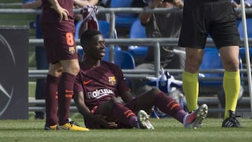 Dembélé en el suelo.