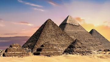 Las pirámides de Giza, la única maravilla del mundo antiguo en pie.