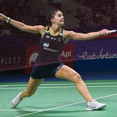 Carolina Marín sufre pero pasa a octavos en Indonesia