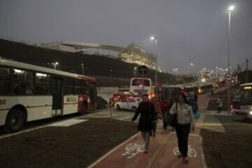 Una huelga de los empleados del sistema de metro de Sao Paulo agravó este jueves el caos de tránsito. El Movimiento de Trabajadores Sin Casa marchó hacia el estadio de la inauguración.