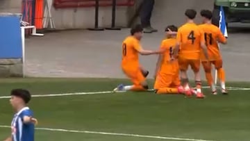 Fue un fichaje mediático en 2021 y está dando sus frutos: golazo de la perla de La Fábrica para darle un título al juvenil C