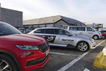 Skoda es uno de los principales patrocinadores del ciclismo en Europa, no solo el Tour de Francia, además patrocinan la Paris-Niza, Paris-Roubeaix, La Dauphiné, Flecha Valona, Lieja-Bastogne-Lieja, París-Tours….