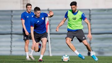 Sancet, con Kodro y Córdoba en Lezama.