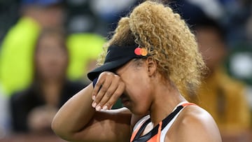 Osaka se despide entre lágrimas por insultos de un aficionado