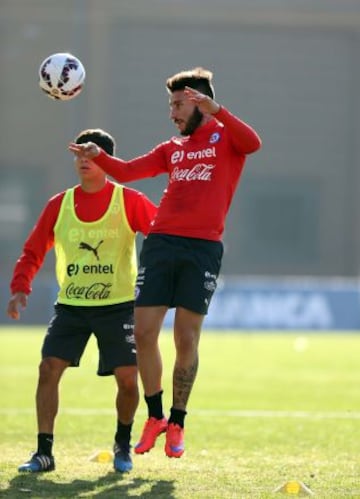 La Roja retomó los entrenamientos en las canchas de Quilín.