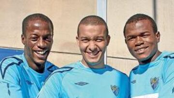 <b>FE EN SUS POSIBILIDADES. </b>Edinho, Nabil Baha y Obinna posa para AS en el anexo del estadio de La Rosaleda.