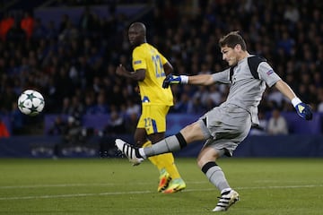 Iker Casillas portero del Oporto durante el partido de Champions League
contra el Leicester City el 27 de septiembre de 2016