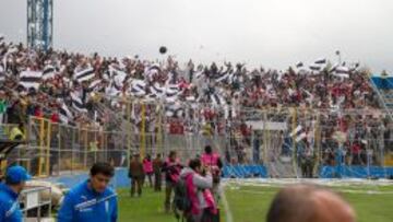 S&oacute;lo podr&aacute;n haber 600 hinchas albos en San Carlos. 