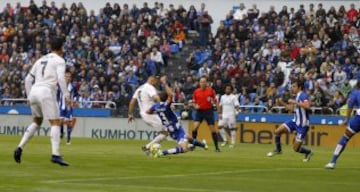 Pase de Benzema para Cristiano Ronaldo que hace el 0-1.