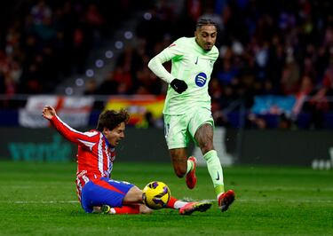 La carrera por el Balón de Oro se tiñe de azulgrana