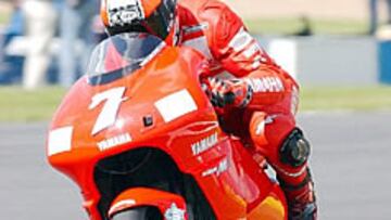 <B>PROBLEMAS.</B> Carlos Checa no ha podido encontrar el reglaje correcto de su Yamaha para el circuito de Sachsenring y tendrá que intentar mejorar en la segunda jornada de entrenamientos oficiales.