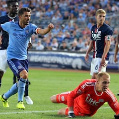 ¡Merecidísimo! Los 3 golazos de Villa por los que vuelve a La Roja