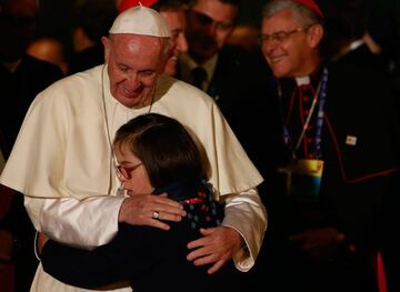 El Papa Francisco recorrió Bogotá, Villavicencio, Medellín y Cartagena con su mensaje de paz y reconciliación. Una visita emotiva para practicantes y no creyentes.