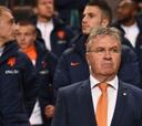 Hiddink, "abierto" para volver a Chelsea si se va Mourinho