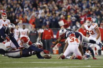 No seríamos leales a la verdad si dijésemos que el fumble de Knile Davis causó la derrota de los Chiefs. Pero si que supuso un punto de inflexión muy importante, sobretodo moral. El siguiente ataque de los Patriots, terminó con TD que ponía mucha tierra de por medio en el marcador.