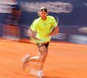 Tsitsipas sigue firme su camino hacia Alcaraz