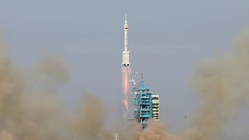 A Long March-2F rocket carrying the unmanned Shenzhou-22 spacecraft takes off from the Jiuquan Satellite Launch Center for a mission to China's Tiangong space station, near Jiuquan, Gansu province, China November 25, 2025. China Daily via REUTERS ATTENTION EDITORS - THIS PICTURE WAS PROVIDED BY A THIRD PARTY. CHINA OUT. NO COMMERCIAL OR EDITORIAL SALES IN CHINA.