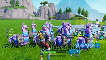 Desplegamos llamas de suministros y barriles de plasma sin ton ni son en el Modo Creativo de Fortnite