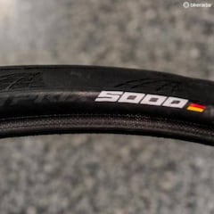 Revolución en el ciclismo: llega la rueda anti pinchazos