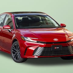 Toyota Camry 2025, en México: ¿Qué tiene de nuevo además de ser híbrido?