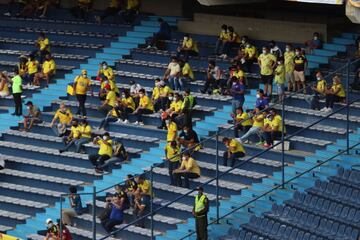 Cerca de 10 mil hinchas acompañaron a la Selección Colombia en su partido ante Argentina por la fecha ocho de las Eliminatorias Sudamericanas.