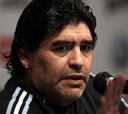 Maradona: "No me hago el filósofo, para eso está Valdano"