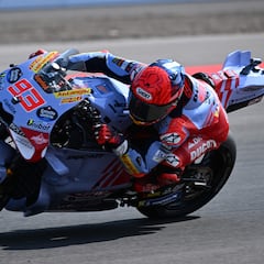 Márquez salva un entrenamiento regular con un gran segundo