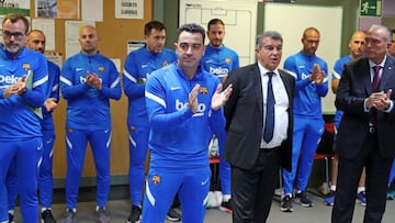 Xavi esperar recuperar a siete lesionados para el derbi