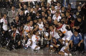 Santos de Brasil ganó su tercera Copa Libertadores luego de 48 años (1963-2011).