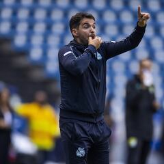 Puebla le tiene tomada la medida a Cruz Azul