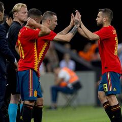 Lopetegui mima a Alba y Aspas está que la rompe