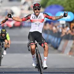 Molano deja a Albanese con la miel en los labios en Sicilia