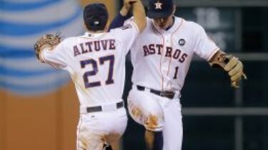 José Altuve y Carlos Correa lideran el ataque de los Houston Astros.