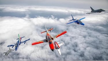 As¨ª fue el ¨²ltimo vuelo de la Patrulla ?guila: la despedida del ej¨¦rcito tras 40 a?os a su servicio