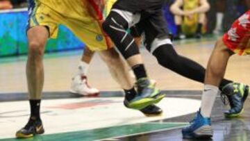 Víctor Sada rompe el ritmo de un Joventut sin chispa