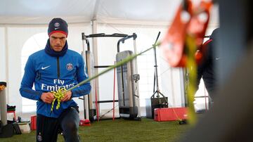 El entrenamiento bajo la nieve del PSG