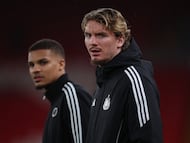 LIVERPOOL (United Kingdom), 31/01/2026.- Nick Woltemade of Newcastle United walks on the pitch ahead of the English Premier League match between Liverpool FC and Newcastle United, in Liverpool, Britain, 31 January 2026. (Reino Unido) EFE/EPA/ADAM VAUGHAN EDITORIAL USE ONLY. No use with unauthorized audio, video, data, fixture lists, club/league logos, 'live' services or NFTs. Online in-match use limited to 120 images, no video emulation. No use in betting, games or single club/league/player publications.