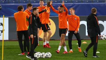 Los jugadores del Shaktar Donesk entrenando en el Olimpico de Roma.