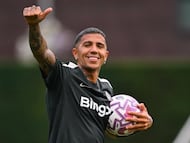 Enzo Fernández, jugador del Chelsea, durante una sesión de entrenamiento.