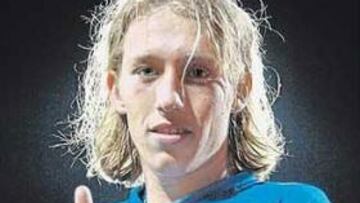 <b>ATLÉTICO.</B> El centrocampista brasileño, que tramita la nacionalidad italiana, despertó hace unos meses el interés del Atlético de Madrid.