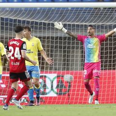 Álvaro Valles da puntos a Las Palmas