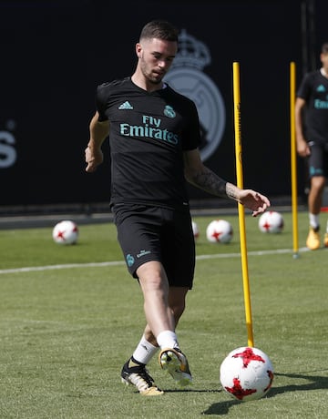 Sólo tuvo media parte ante el United y no desentonó. Jugará en el Castilla, pero ya puede decir que ha debutado.