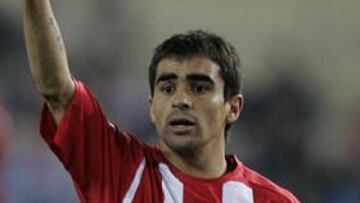 <b> LO IMPORTANTE ES SEGUIR GANANDO. </b> El "Caño" pone el juego del equipo y la importancia de seguir ganando por encima de las conversaciones sobre su renovación.