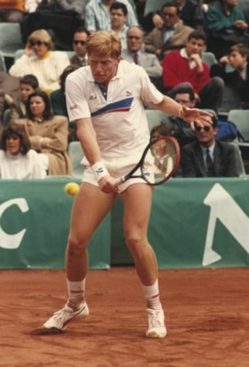 Ganó el Abierto de Australia en 1991 y 1996. En Grand Slam alcanzó 10 finales y 18 semifinales, tres de ellas en Roland Garros.